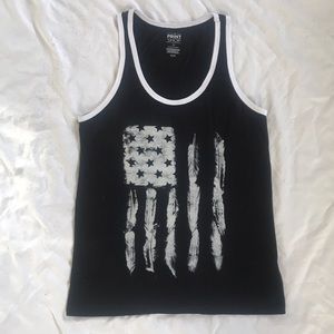 Black & white American flag tank.